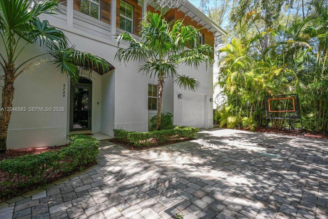 4734 Sunset Drive, Miami, FL 33143 Photo