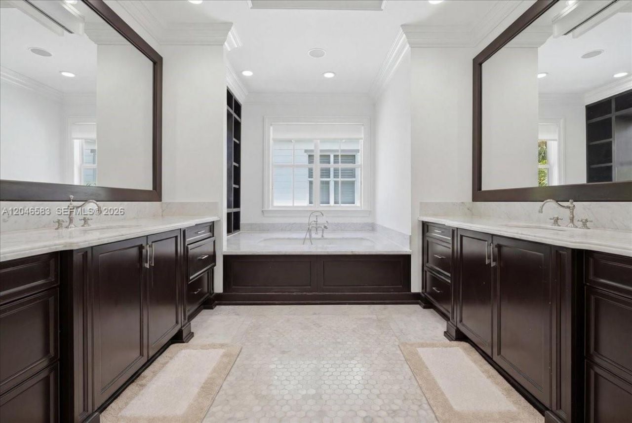 4734 Sunset Drive, Miami, FL 33143 Photo