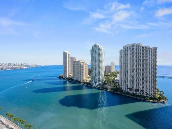 300 S Biscayne Blvd , Unit T-2612, Miami, FL 33131
