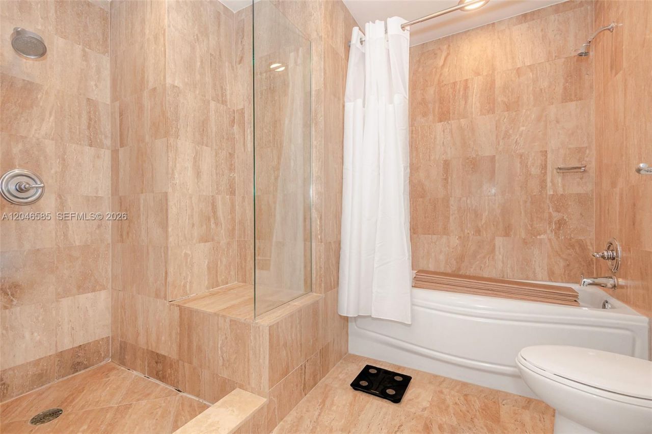 300 S Biscayne Blvd , Unit T-2612, Miami, FL 33131 Photo