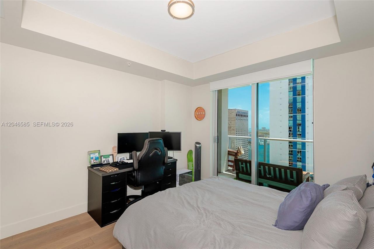 300 S Biscayne Blvd , Unit T-2612, Miami, FL 33131 Photo