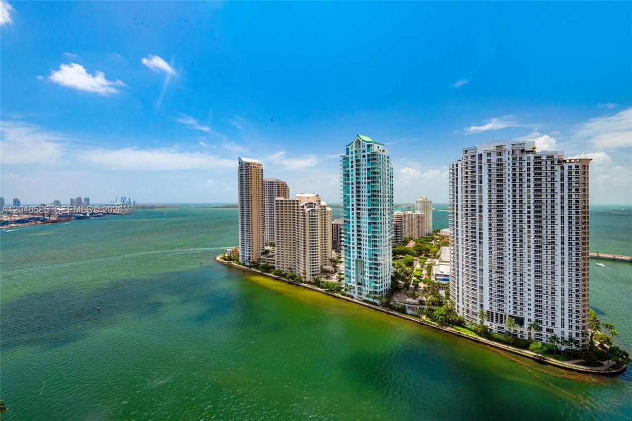 300 S Biscayne Blvd , Unit T-2612, Miami, FL 33131 Photo