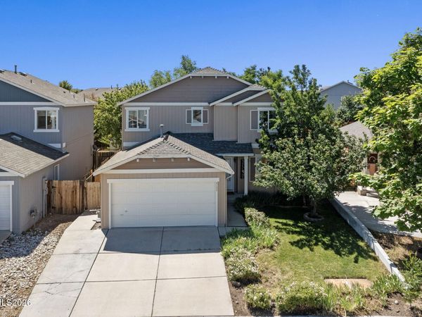 9490 Autumn Leaf Way, Reno, NV 89506