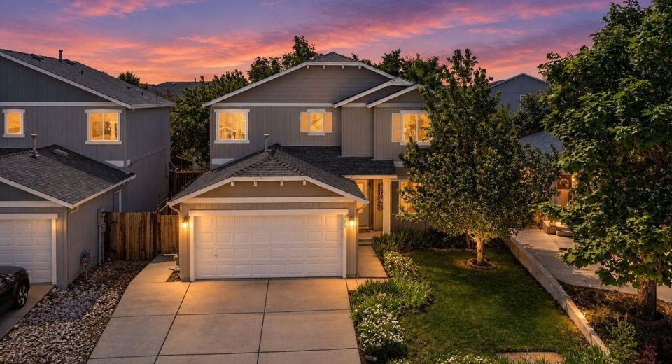 9490 Autumn Leaf Way, Reno, NV 89506 Photo