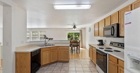 9490 Autumn Leaf Way, Reno, NV 89506 Photo