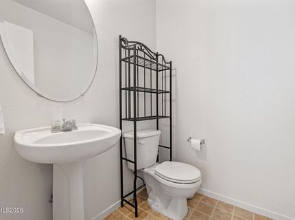 9490 Autumn Leaf Way, Reno, NV 89506 Photo
