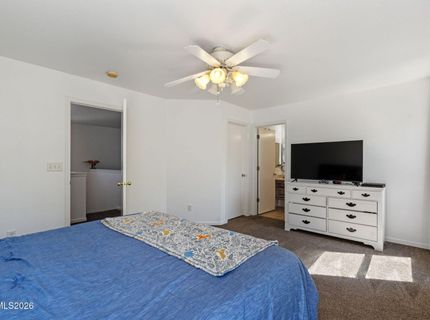 9490 Autumn Leaf Way, Reno, NV 89506 Photo