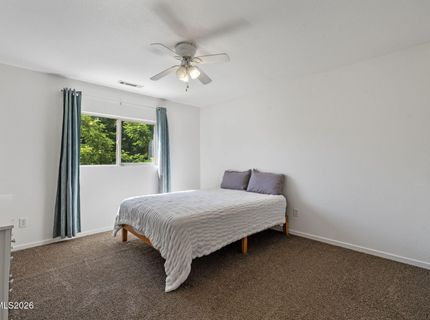 9490 Autumn Leaf Way, Reno, NV 89506 Photo