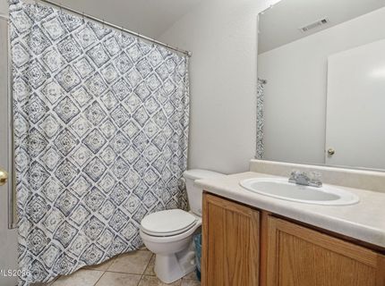 9490 Autumn Leaf Way, Reno, NV 89506 Photo