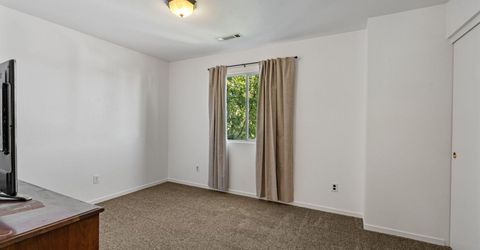 9490 Autumn Leaf Way, Reno, NV 89506 Photo