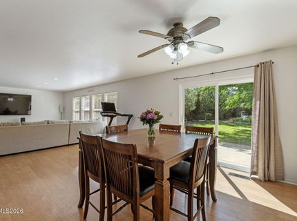 9490 Autumn Leaf Way, Reno, NV 89506 Photo