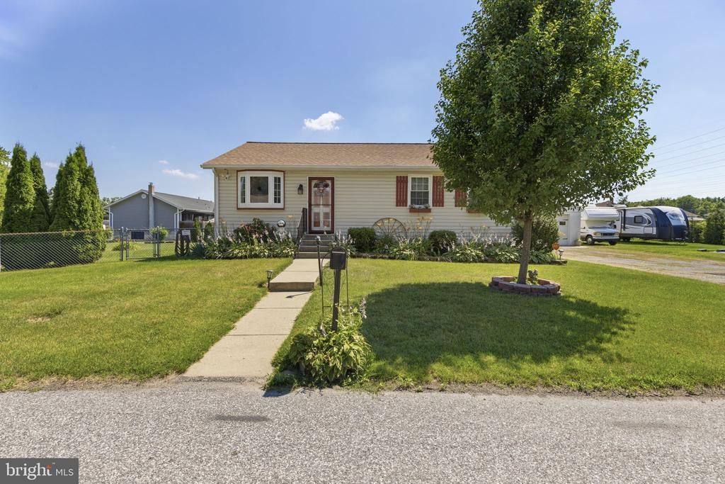 607 PATUXENT AVENUE , ROSEDALE, MD 21237