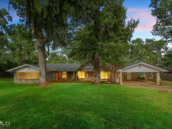 321 Evangeline Drive, Elm Grove, LA 71051