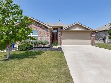 14641 San Pablo Drive, Fort Worth, TX 76052
