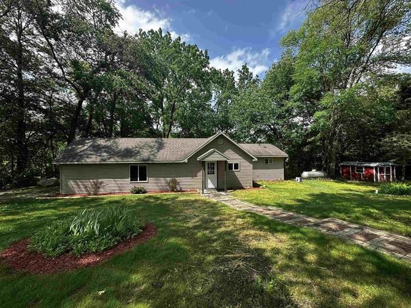 N2003 COUNTY ROAD K, Waupaca, WI 54981