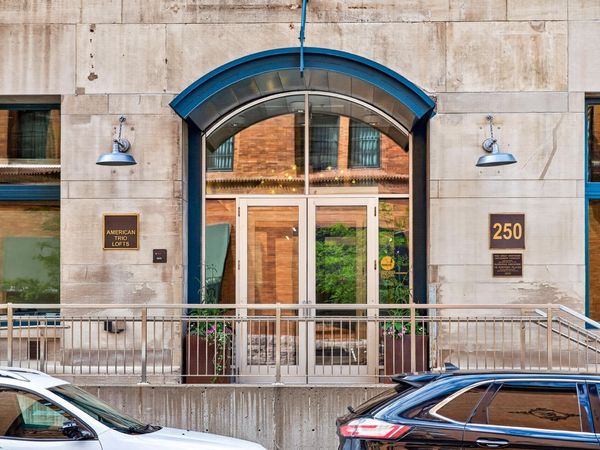 250 Park Avenue, Unit 502, Minneapolis, MN 55415