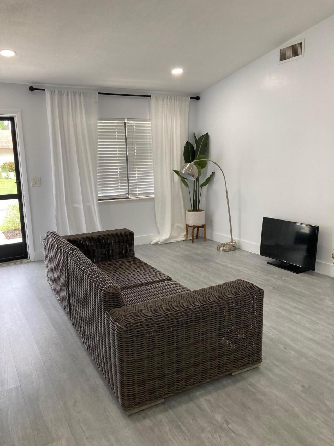 6132 Fairfield Circle, Unit 7, Greenacres, FL 33463 Photo