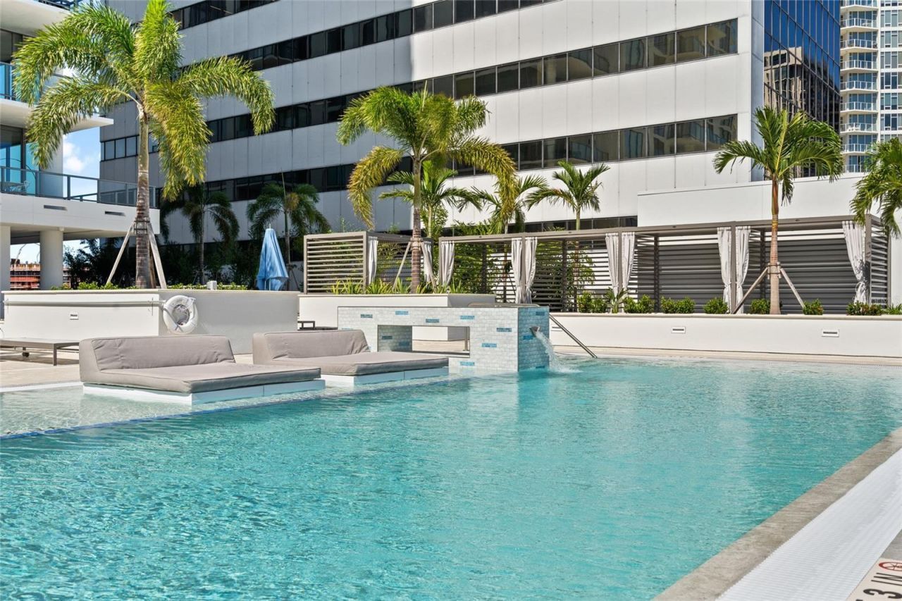 301 1st Street S, Unit 803, Saint Petersburg, FL 33701 Photo