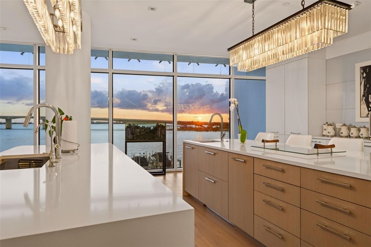 280 Golden Gate Point, Unit 300, Sarasota, FL 34236 Photo