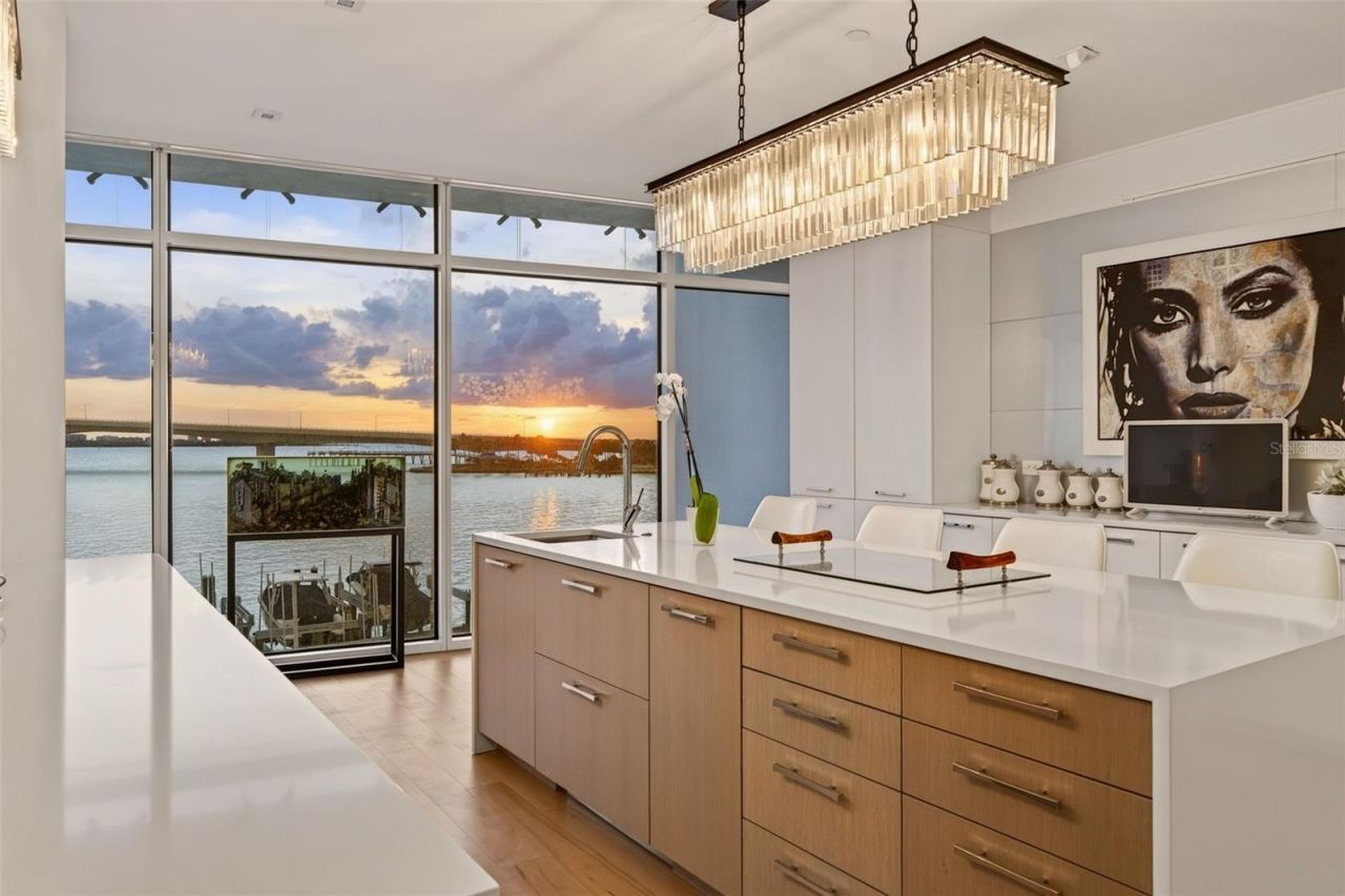 280 Golden Gate Point, Unit 300, Sarasota, FL 34236 Photo