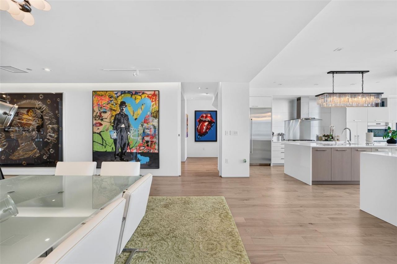 280 Golden Gate Point, Unit 300, Sarasota, FL 34236 Photo
