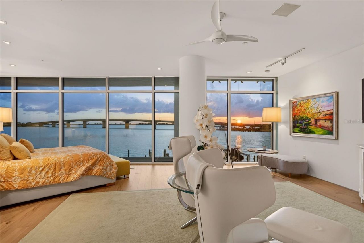280 Golden Gate Point, Unit 300, Sarasota, FL 34236 Photo