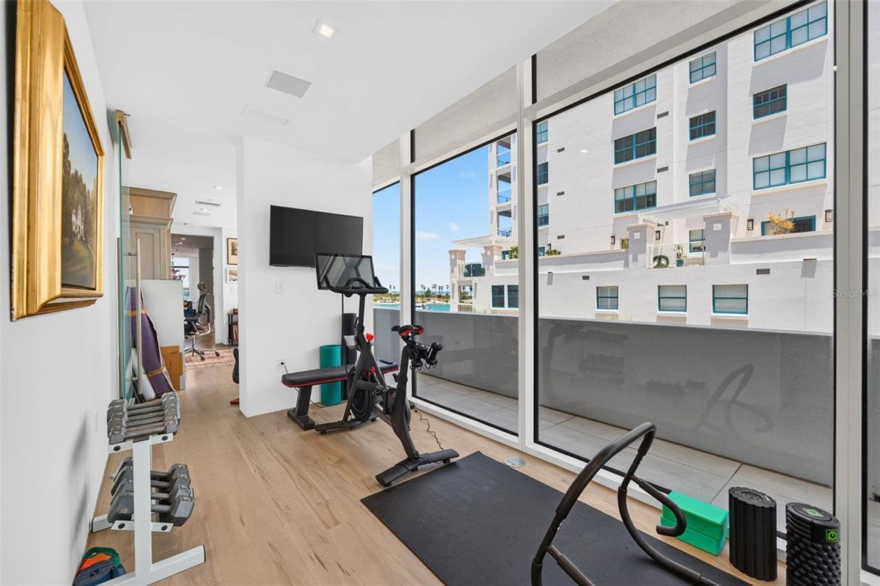 280 Golden Gate Point, Unit 300, Sarasota, FL 34236 Photo