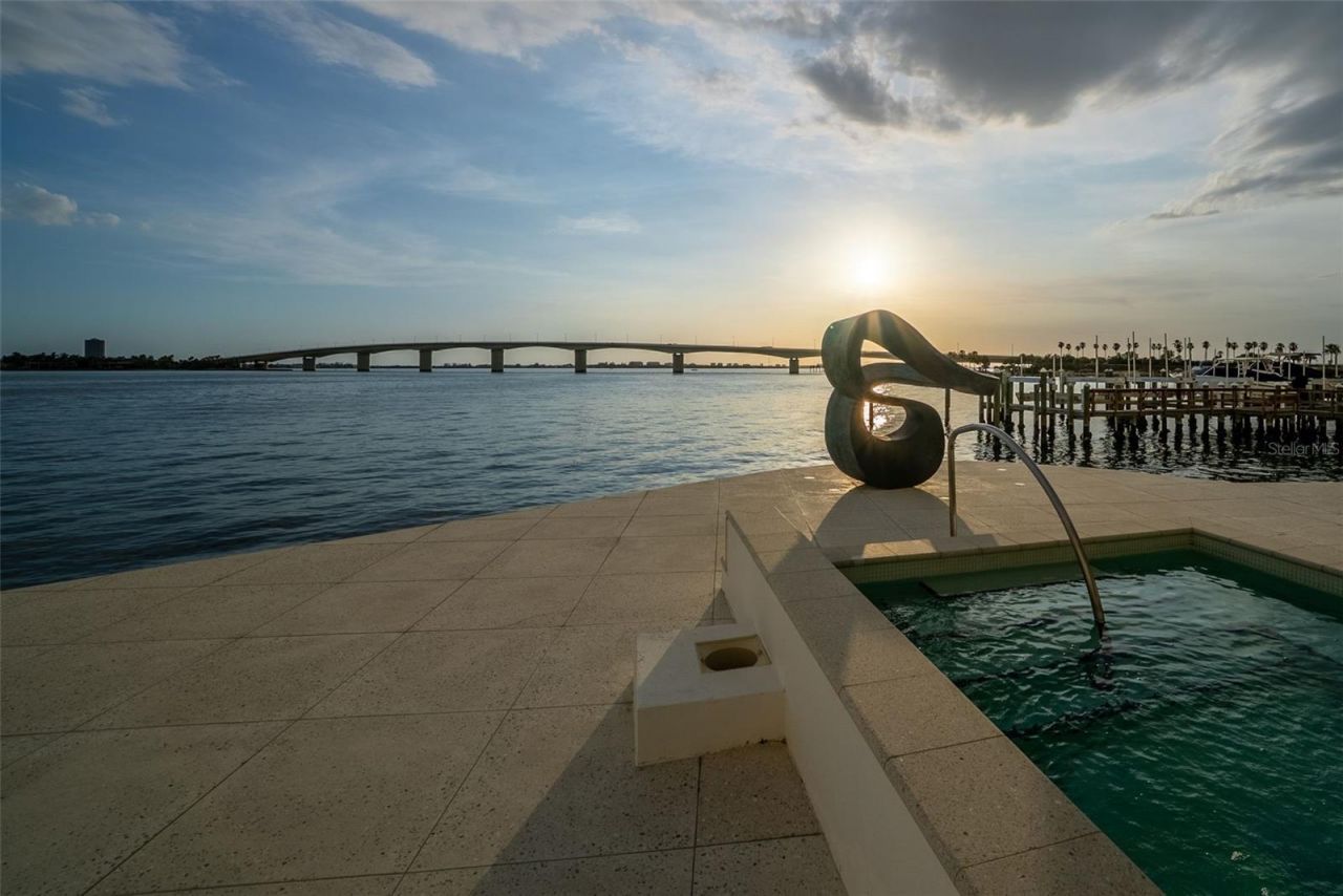 280 Golden Gate Point, Unit 300, Sarasota, FL 34236 Photo