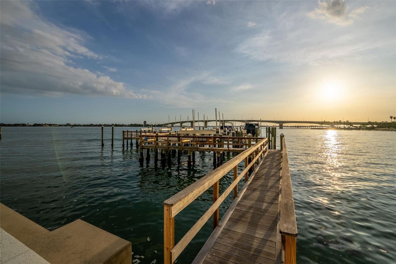 280 Golden Gate Point, Unit 300, Sarasota, FL 34236 Photo