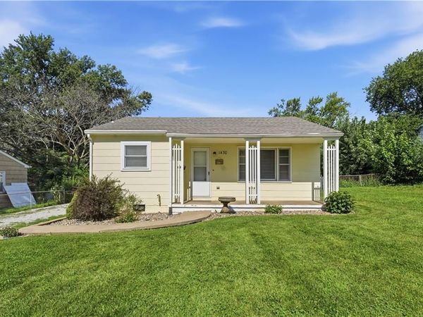1430 S Kings Highway, Independence, MO 64055