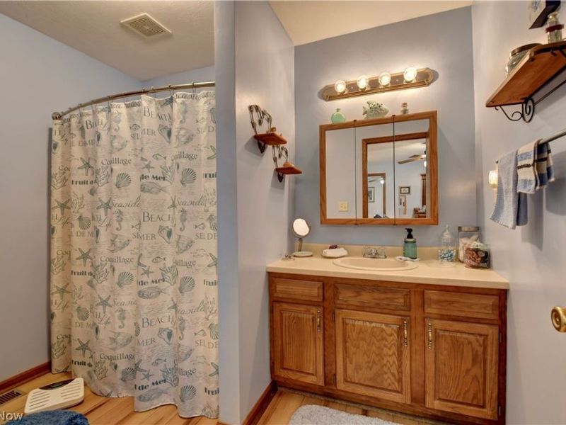 4314 Sherrod Valley Drive SW, Sherrodsville, OH 44675 Photo 18