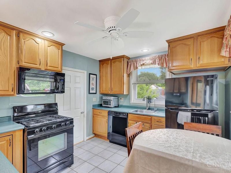 7431 Werner Avenue, Mount Healthy, OH 45231 Photo 8