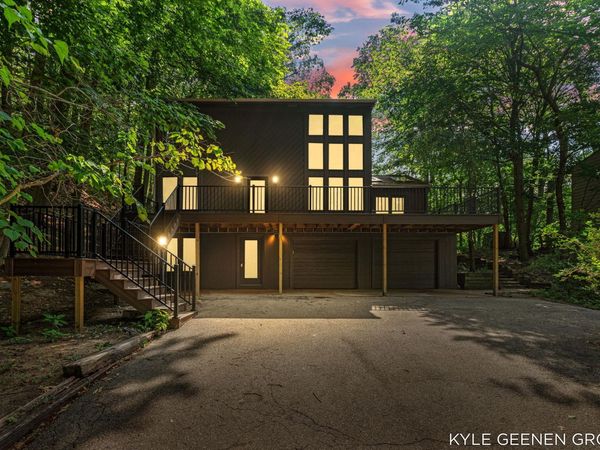 4719 Foxhill Lane, Macatawa, MI 49434