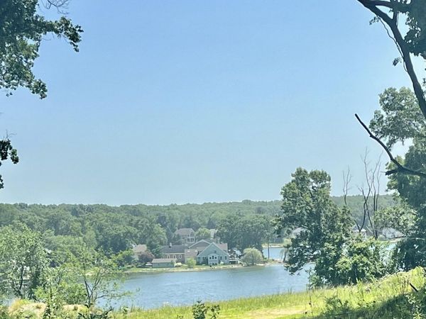 7689 Hidden Cove Place, Kalamazoo, MI 49009