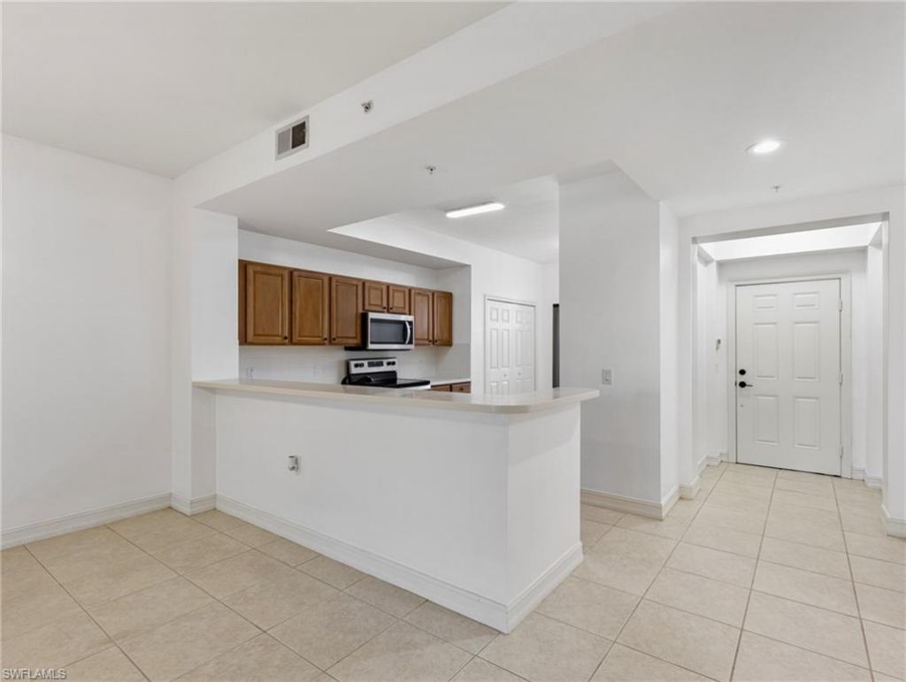 20930 Island Sound Cir , Unit 204, Estero, FL 33928 Photo