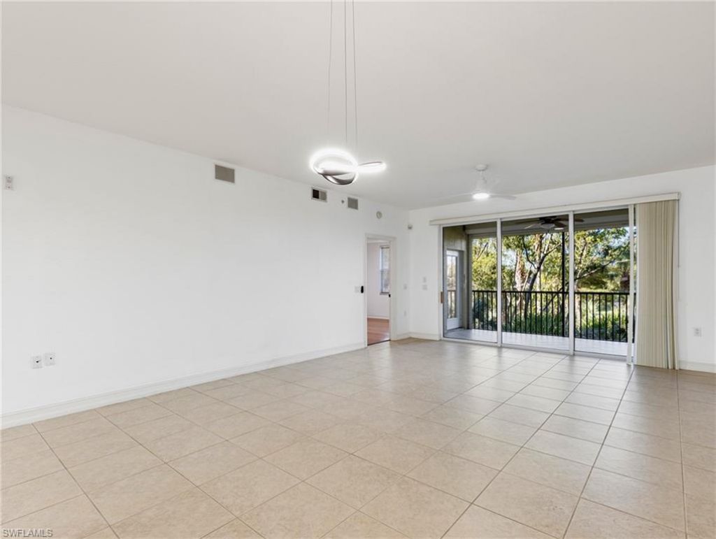 20930 Island Sound Cir , Unit 204, Estero, FL 33928 Photo