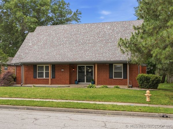 6652 E 46th Place, Tulsa, OK 74145