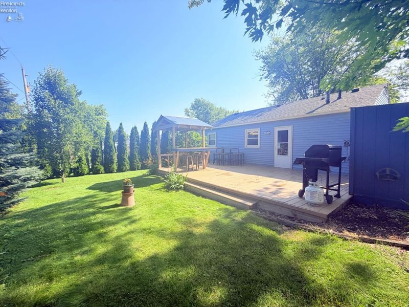 302 N Perryview Drive, Marblehead, OH 43440 Photo 19