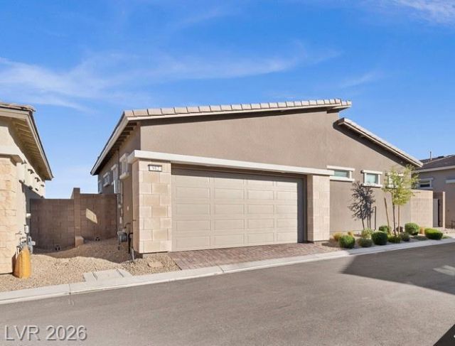 912 Allister Fields Lane, Las Vegas, NV 89138 Main Photo