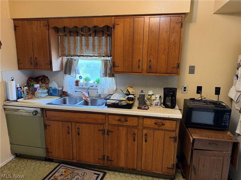 3845 E 143rd Street, Cleveland, OH 44128 Photo 6