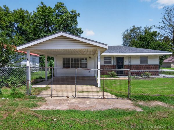 202 N Talihina Street , Salina, OK 74365