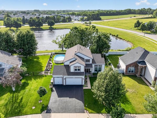 16542 Eastlake Parkway , Lockport, IL 60441