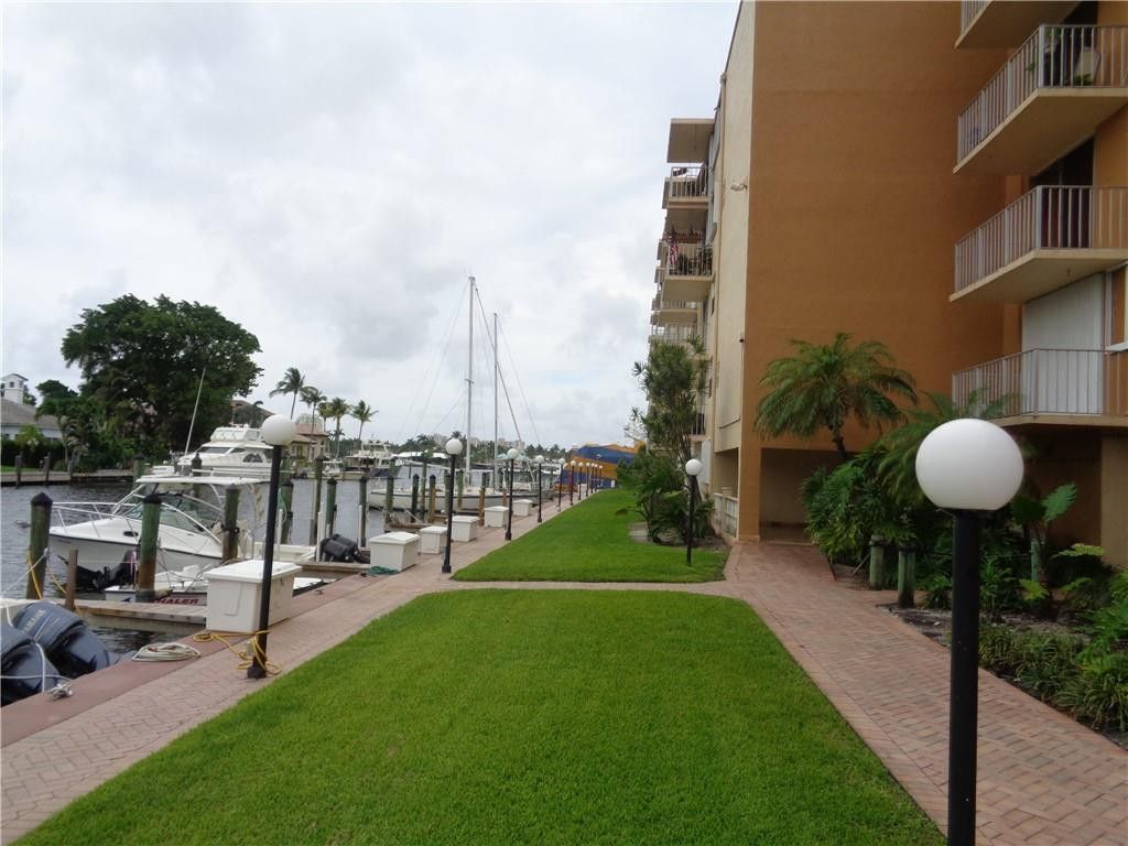 1777 SE 15th Street, Unit 218, Fort Lauderdale, FL 33316 Photo