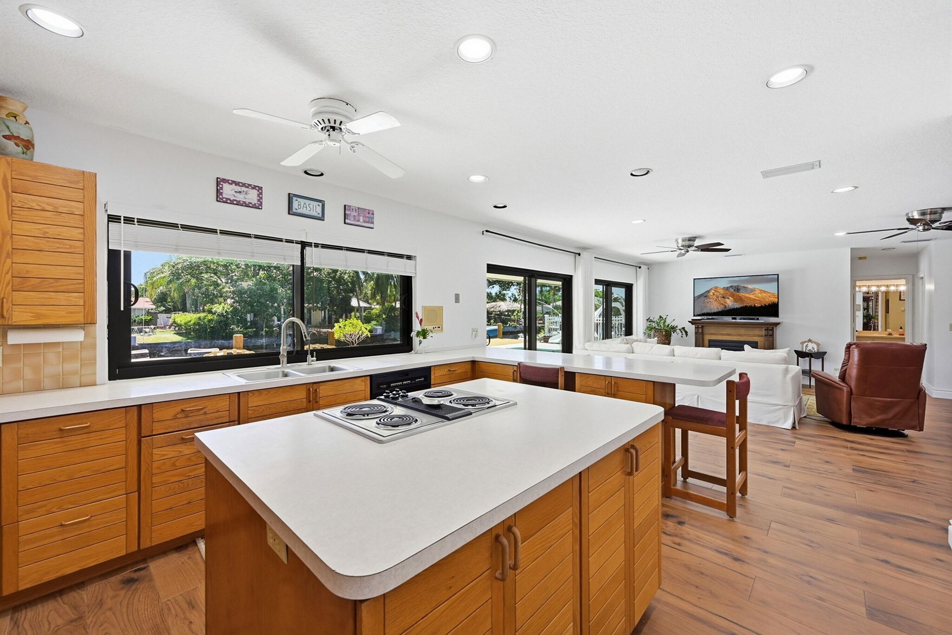 370 SE 13th Avenue, Pompano Beach, FL 33060 Photo