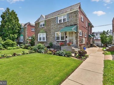 2004 VISTA STREET, PHILADELPHIA, PA 19152