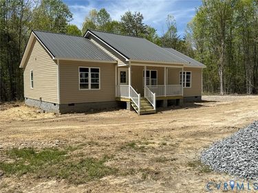284 Hughes Road, Farmville, VA 23901