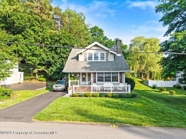 214 Lansdowne Avenue , Clarks Summit, PA 18411