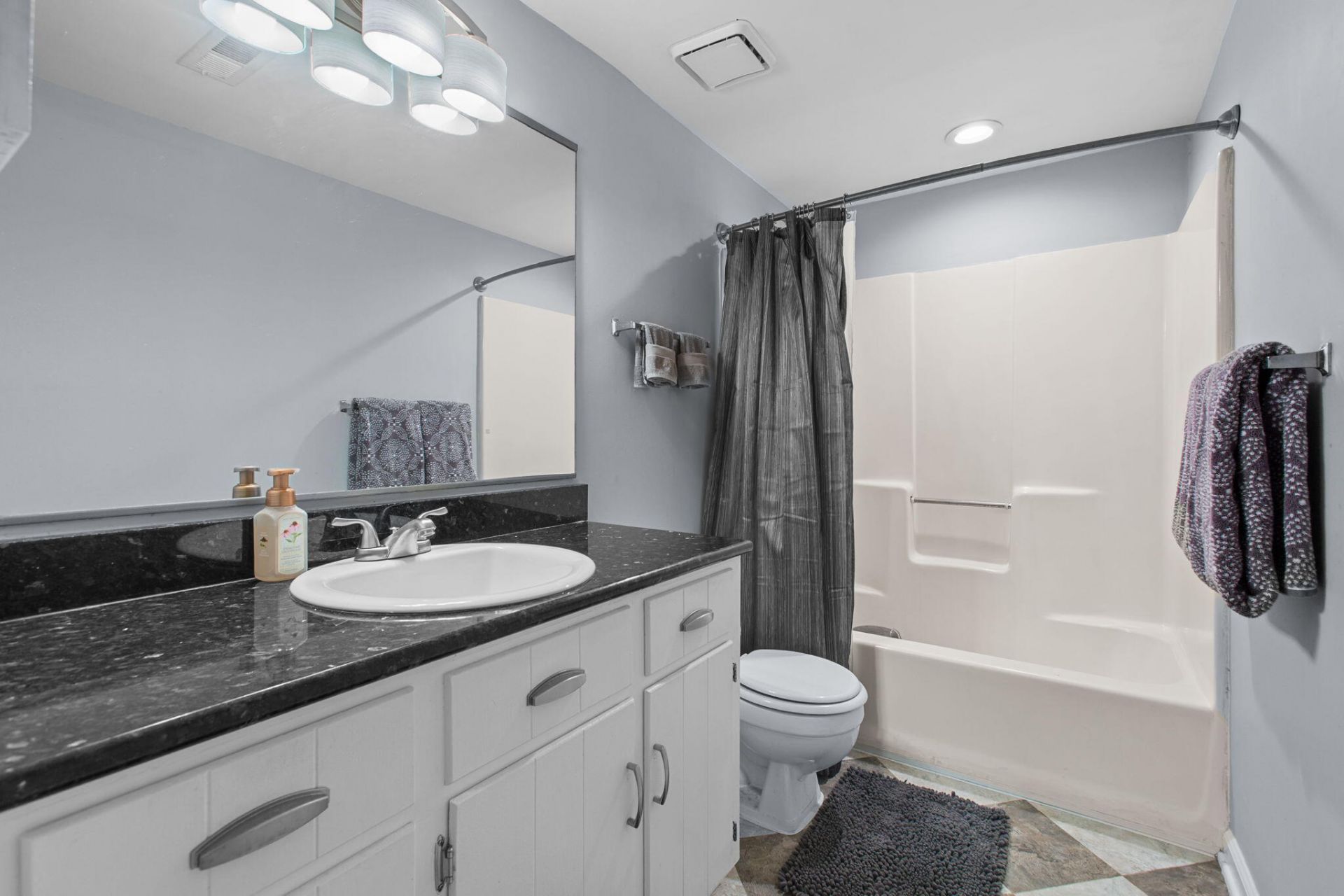 101 Santee Court Photo 20
