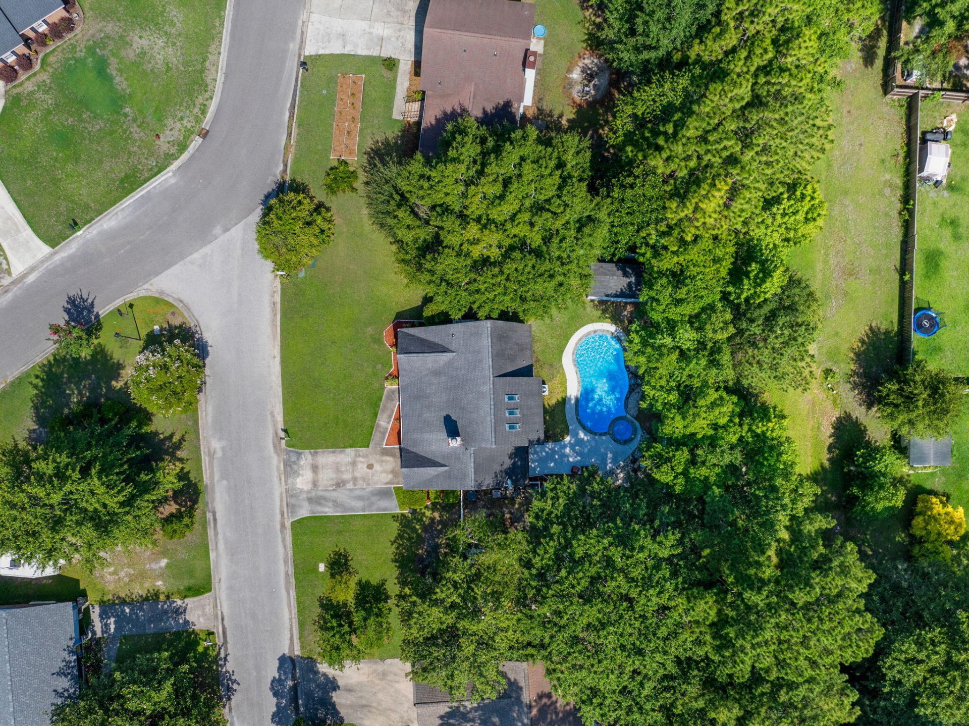 101 Santee Court Photo 5