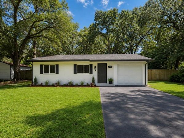 1116 E WINNEMISSETT AVENUE, DELAND, FL 32724